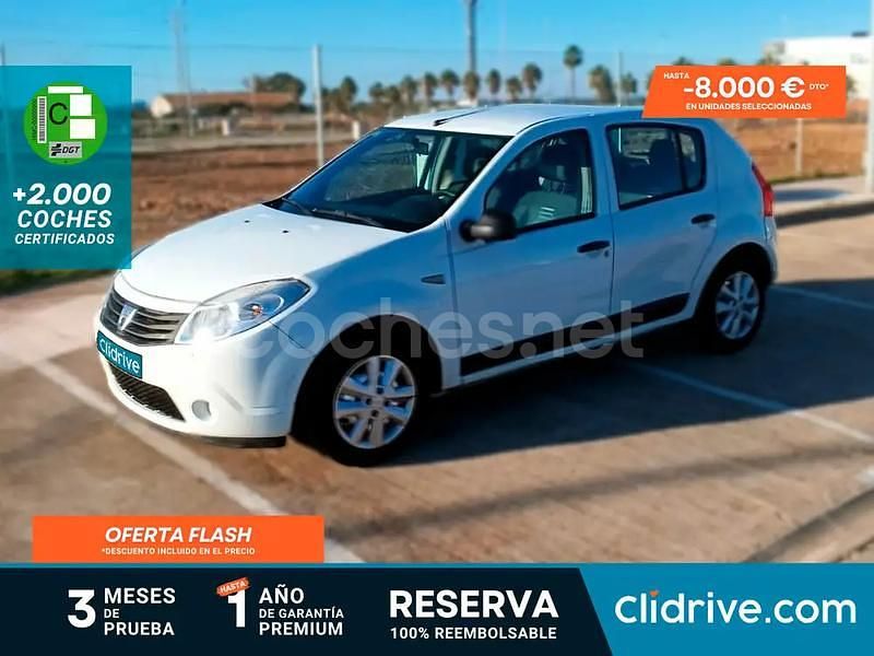 Blanco Usado 2012 Dacia Sandero Ambiance Berlina | 2790 € (Precio justo) - Imagen 1/3
