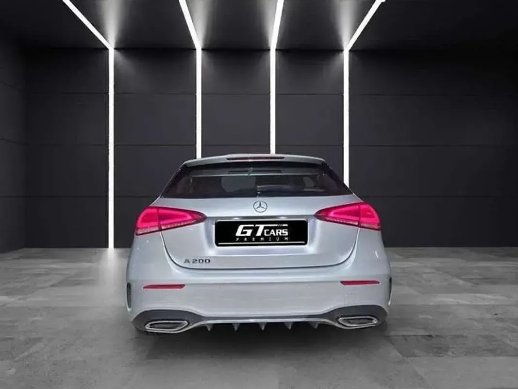 Usado Mercedes A200 AMG 163 CV (119 kW) 2022 Plateado Berlina