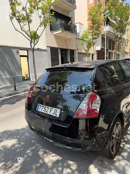 Usado Fiat Stilo Racing 103 CV (75 kW) 2006 Negro Berlina