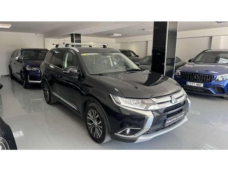 Negro Usado 2016 Mitsubishi Outlander SUV | 19.900 € (Precio justo) - Imagen 1/4