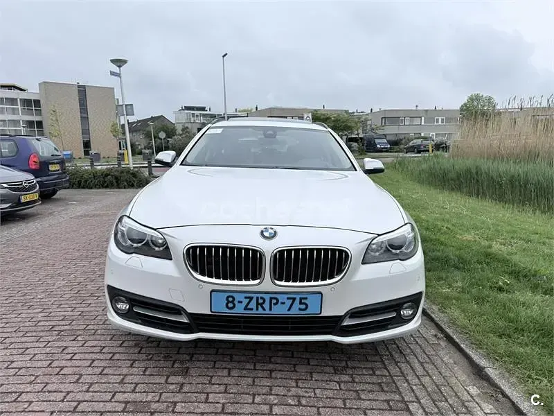Usado BMW 520 Comfort Edition 184 CV (135 kW) 2014 Blanco Familiar