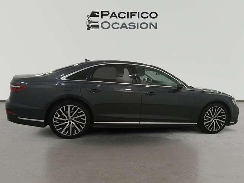 Usado Audi A8 286 CV (210 kW) 2022 Gris Berlina