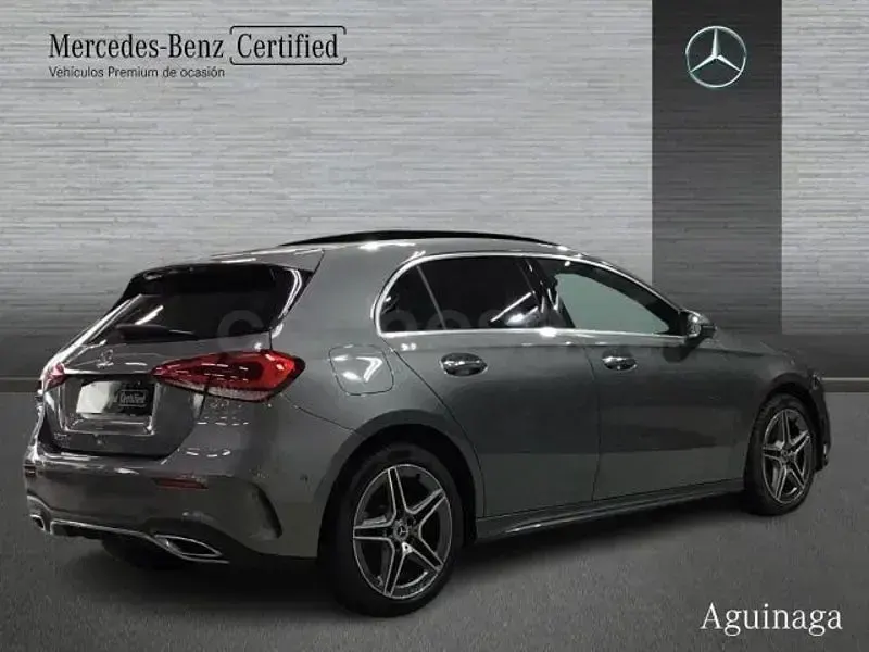 Usado Mercedes A250 218 CV (160 kW) 2022 Gris / plata Berlina