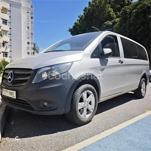 Usado Mercedes V220 Marco Polo 163 CV (119 kW) 2016 Gris / plata Monovolumen