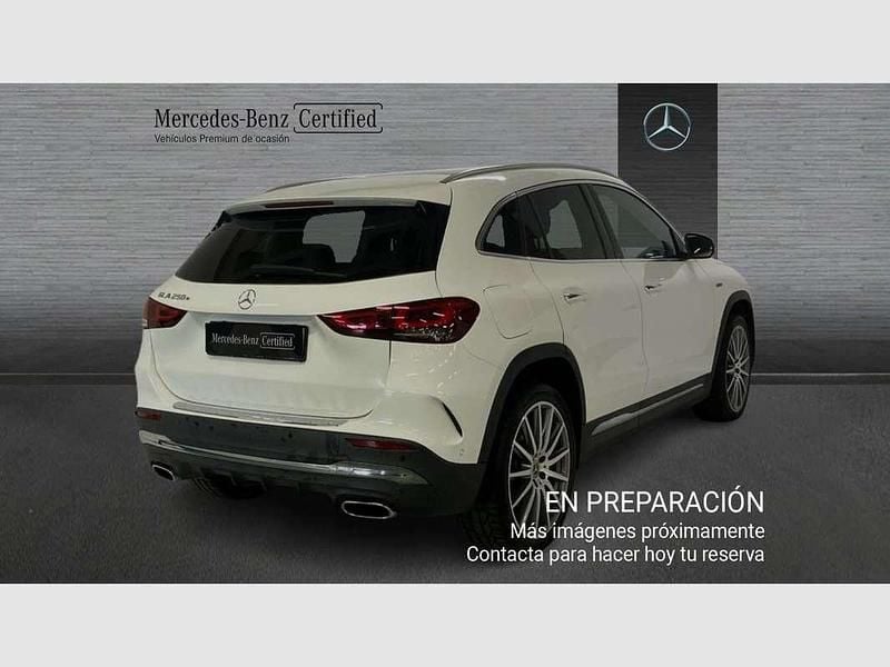 Usado Mercedes GLA250 218 CV (160 kW) 2020 SUV