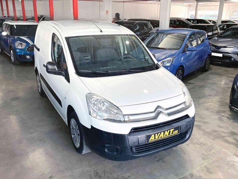 Usado Citroën Berlingo 75 CV (55 kW) 2016 Blanco Monovolumen