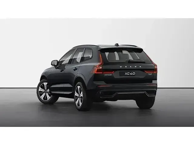 Usado Volvo XC60 Plus 350 CV (257 kW) 2024 Negro SUV