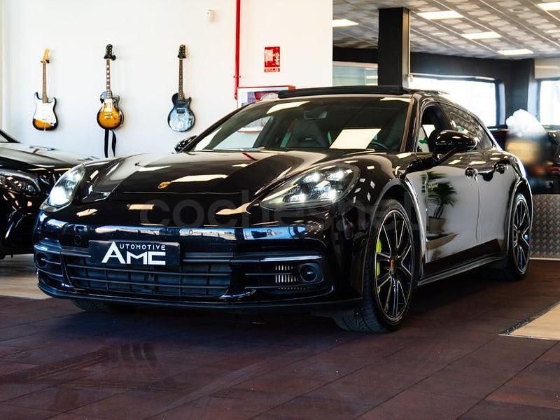 Usado Porsche Panamera Sport Turismo 462 CV (339 kW) 2019 Negro Familiar