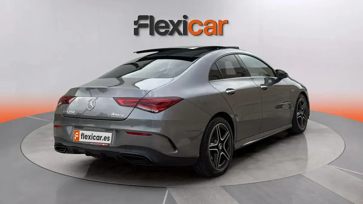 Usado Mercedes CLA250 224 CV (164 kW) 2022 Gris Coupe