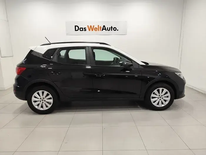 Usado Seat Arona Style 116 CV (85 kW) 2025 Negro SUV