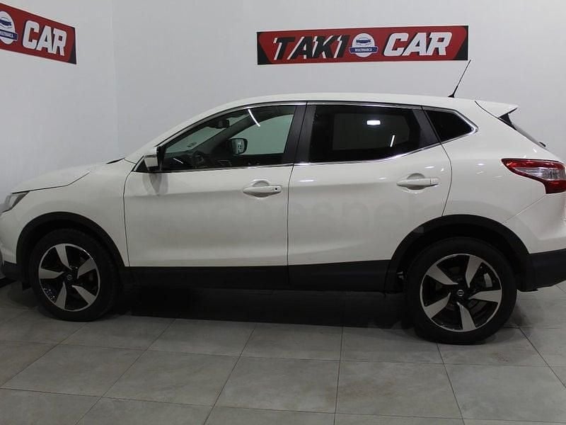 Usado Nissan Qashqai Premium Edition 130 CV (95 kW) 2015 Blanco SUV