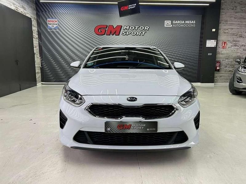 Usado Kia Ceed 120 CV (88 kW) 2020 Blanco Utilitario