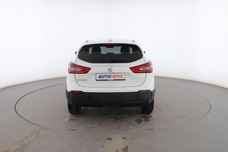 Usado Nissan Qashqai Acenta 116 CV (85 kW) 2018 Blanco SUV