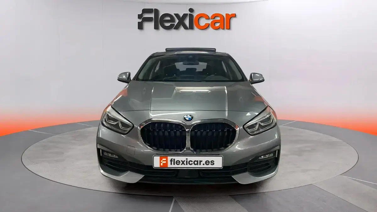 Usado BMW 118 136 CV (100 kW) 2023 Gris Utilitario