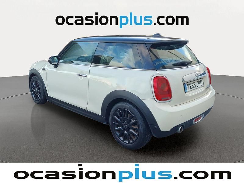 Usado Mini Cooper D 116 CV (85 kW) 2016 Blanco Utilitario