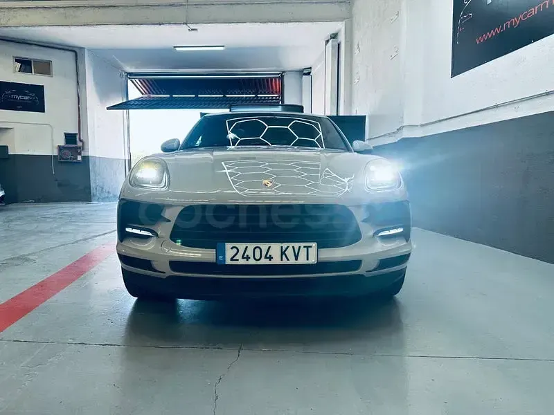 Usado Porsche Macan 245 CV (180 kW) 2019 Gris / plata SUV