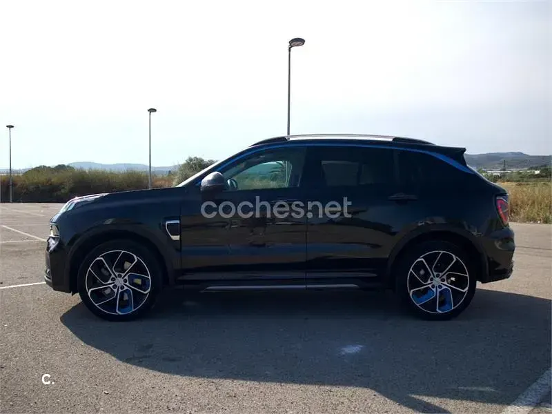 Usado Lynk & Co 01 261 CV (191 kW) 2021 Negro SUV