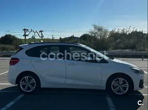 Usado BMW 218 Comfort Edition 136 CV (100 kW) 2019 Blanco Familiar