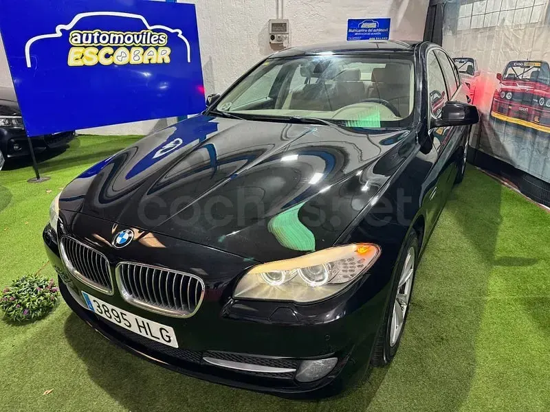 Używany BMW 520 184 KM (135 kW) 2012 Czarny Sedan/Limuzyna