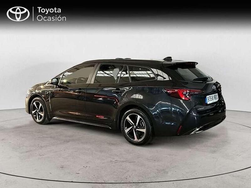 Usado Toyota Corolla Active 140 CV (102 kW) 2025 Negro Familiar