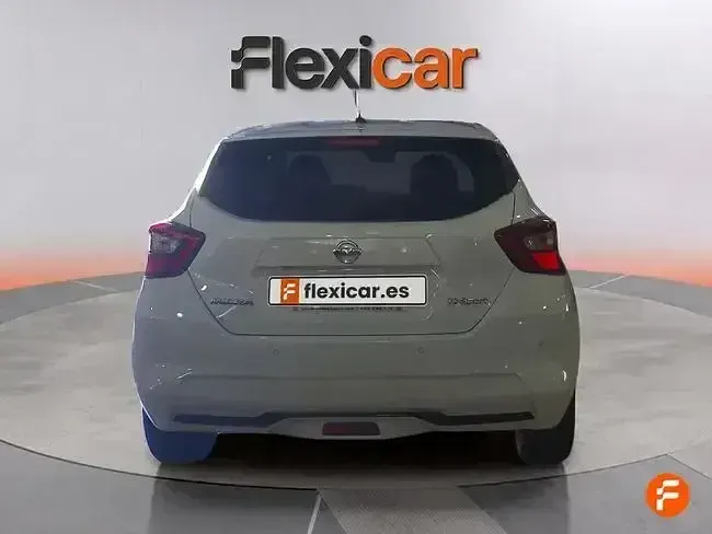 Usado Nissan Micra Acenta 92 CV (67 kW) 2022 Blanco Utilitario