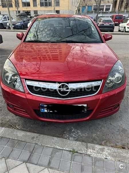 Usado Opel Vectra Sport 150 CV (110 kW) 2006 Rojo Berlina