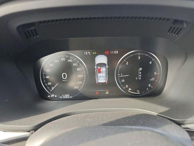 Usado Volvo XC60 Business Edition 190 CV (139 kW) 2020 Rojo SUV