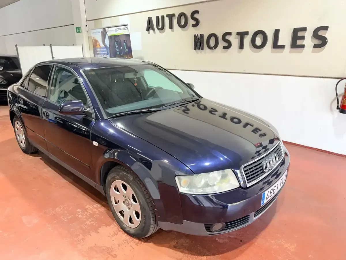 Usado Audi A4 130 CV (95 kW) 2002 Berlina