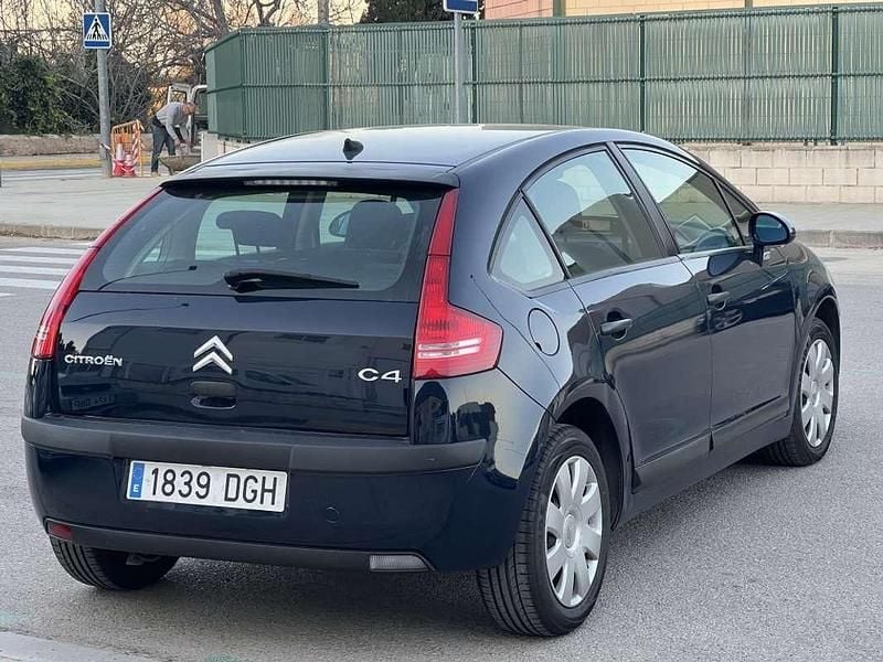 Usado Citroën C4 109 CV (80 kW) 2005 Azul Utilitario