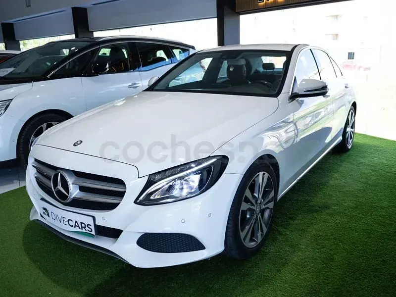 Usado Mercedes C200 136 CV (100 kW) 2017 Blanco Berlina