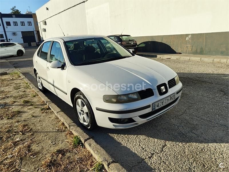 Blanco Usado 2003 Seat Leon Stella Berlina | 3800 € (Precio justo) - Imagen 1/4