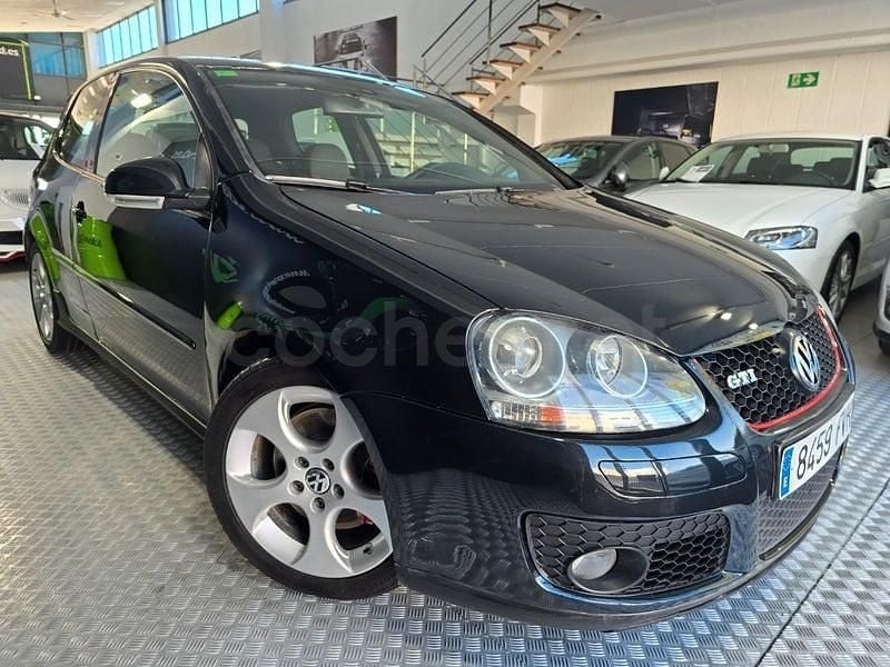 Usado VW Golf V GTI 200 CV (147 kW) 2007 Negro Berlina