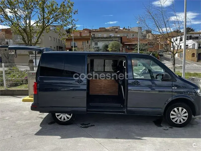 Occasion VW Caravelle Trendline 150 ch (110 kW) 2018 Noir Van