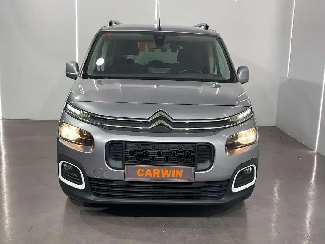 Usado Citroën Berlingo Shine 102 CV (75 kW) 2019 Gris Monovolumen