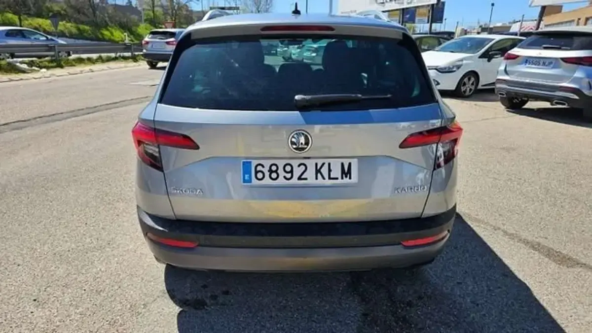 Begagnad Skoda Karoq Style 150 HK (110 kW) 2018 Grå SUV