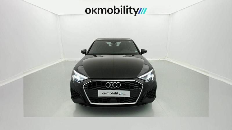 Usado Audi A3 Sportback S-Line 150 CV (110 kW) 2024 Mythosschwarz met. Utilitario