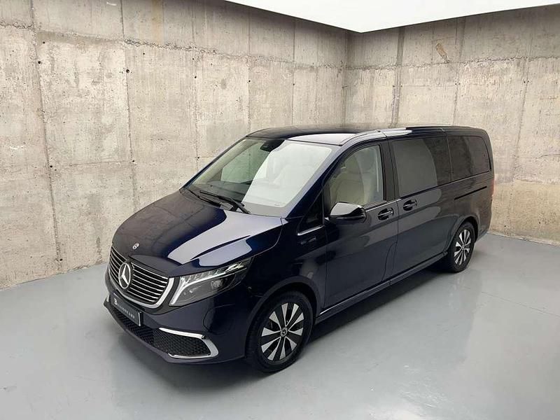 Usado Mercedes EQV300 150 kW (204 CV) 2021 Azul Van