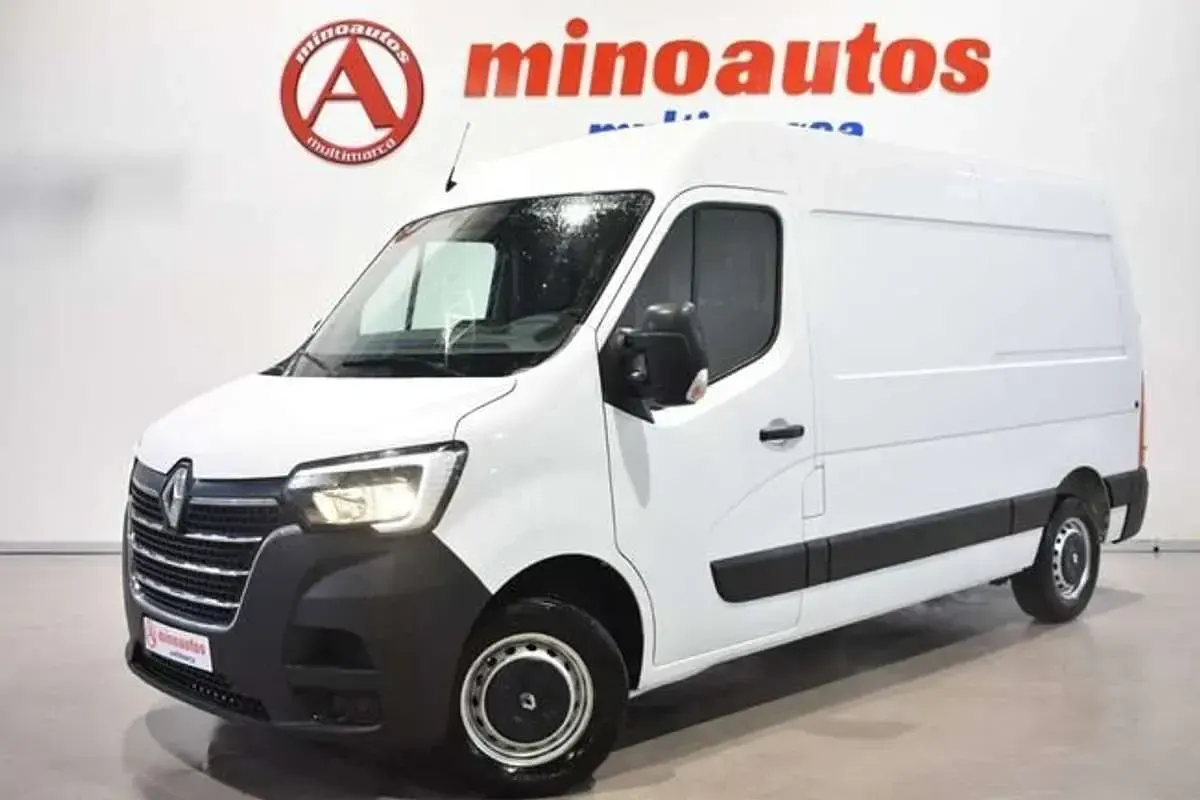 Usado Renault Master 135 CV (99 kW) 2021 Blanco Monovolumen