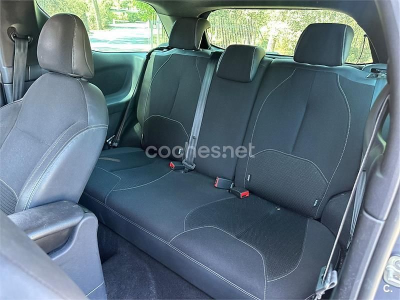 Usado Citroën DS3 Style 92 CV (67 kW) 2012 Gris / plata Berlina