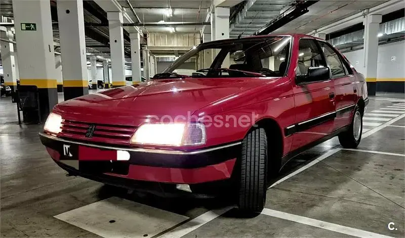Usado Peugeot 405 110 CV (80 kW) 1991 Granate Berlina