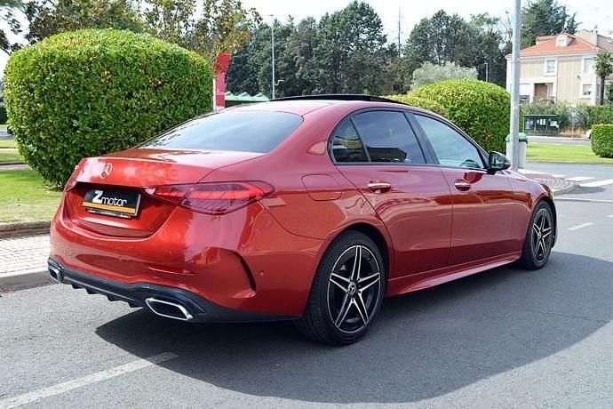 Usado Mercedes C200 AMG 163 CV (119 kW) 2023 Granate Berlina