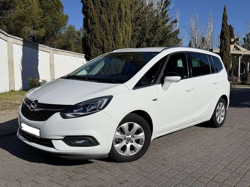 Usado Opel Zafira Excellence 140 CV (102 kW) 2017 Blanco Monovolumen