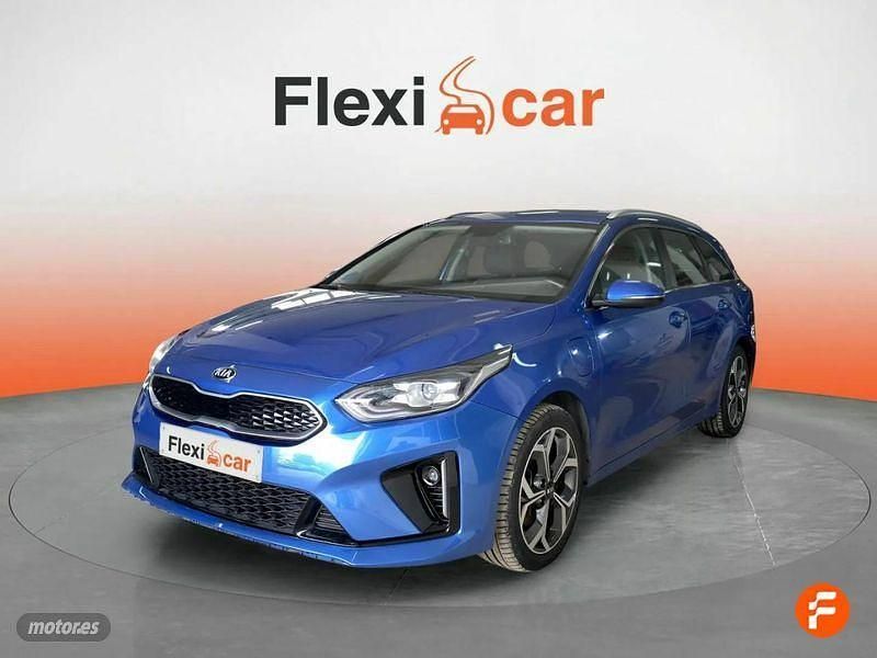 Usado Kia Ceed 141 CV (103 kW) 2021 Azul Utilitario