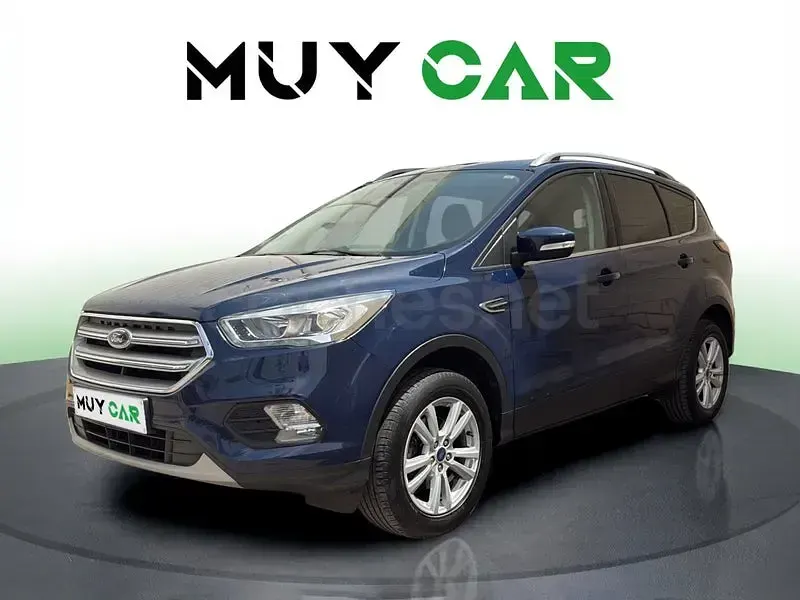 Usado Ford Kuga Trend 120 CV (88 kW) 2018 Azul SUV