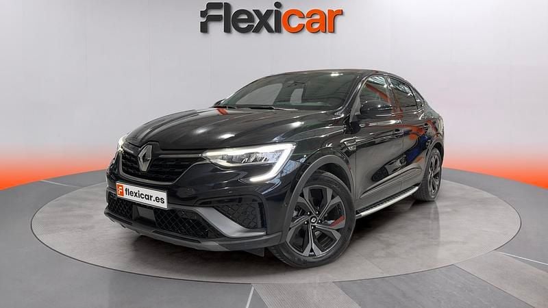 Usado Renault Arkana RS Line 145 CV (106 kW) 2021 Negro SUV