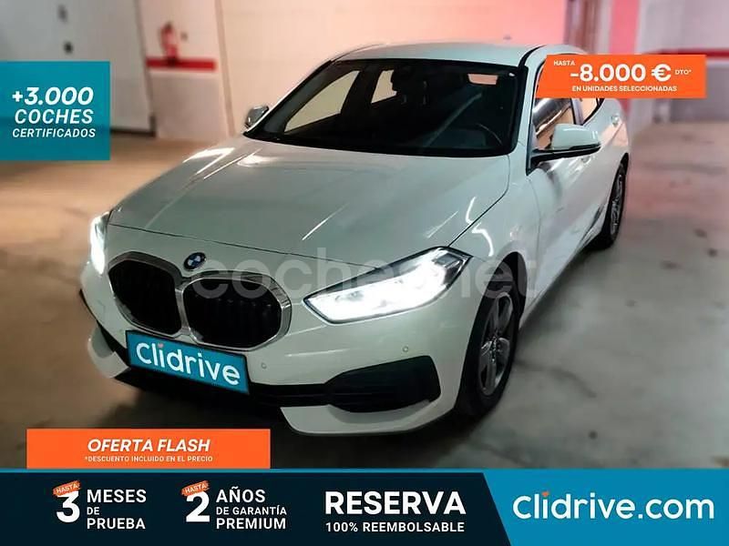 Blanco Usado 2023 BMW 118 Performance Utilitario | 24.890 € (Precio justo) - Imagen 1/3