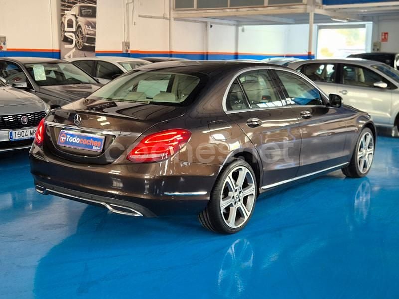 Usado Mercedes C180 Elegance 120 CV (88 kW) 2014 Marrón Berlina