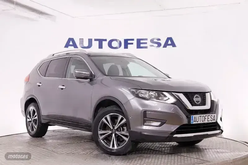 Usado Nissan X-Trail N-Connecta 150 CV (110 kW) 2020 Gris SUV