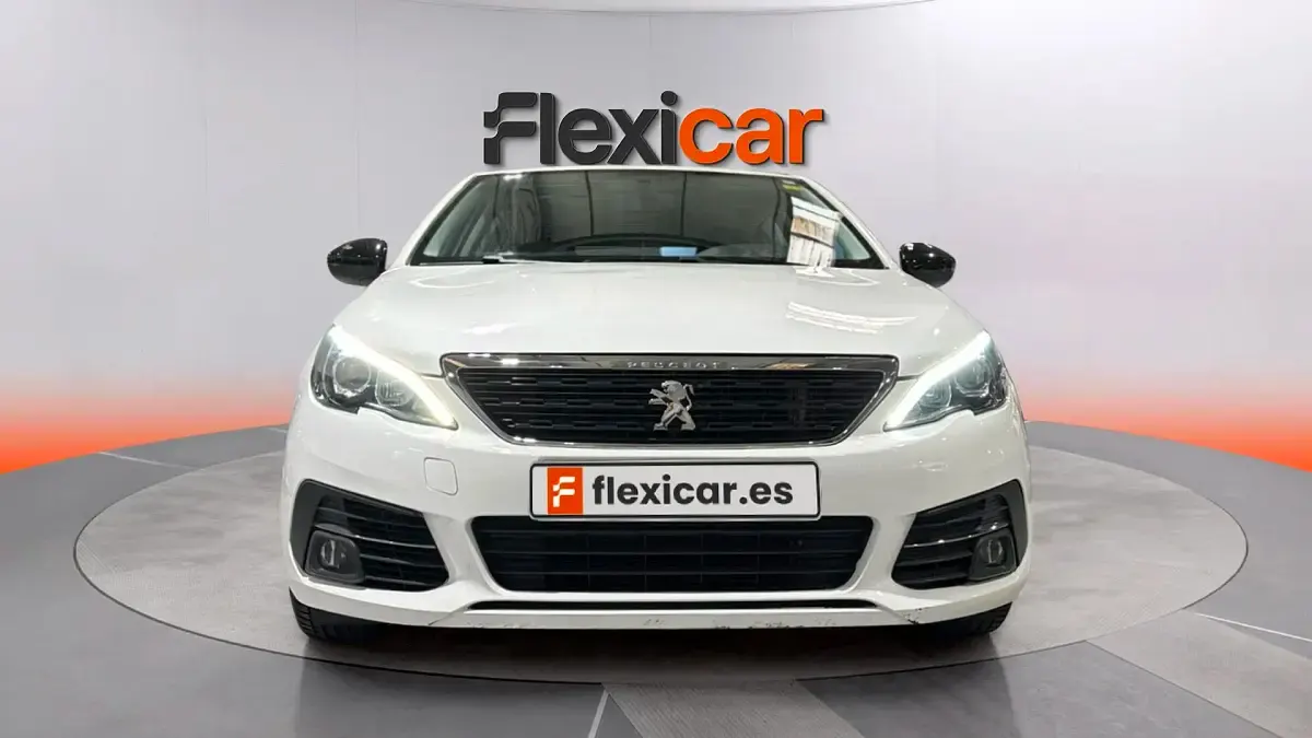 Usado Peugeot 308 Business-Line 100 CV (73 kW) 2018 Blanco Berlina