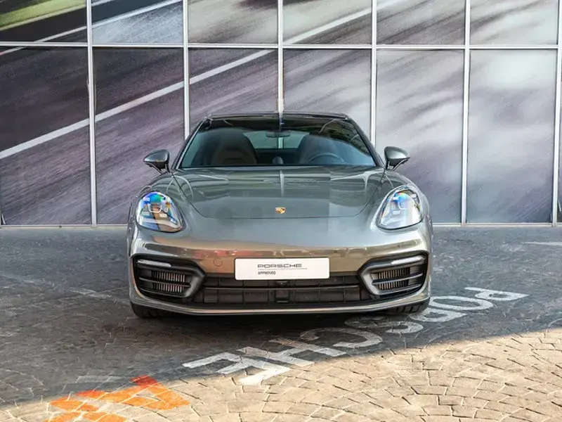 Usado Porsche Panamera 4 Platinum Edition 462 CV (339 kW) 2023 Verde Utilitario